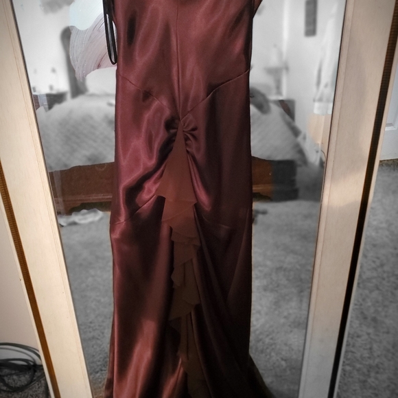 Dress - Picture 3 of 3